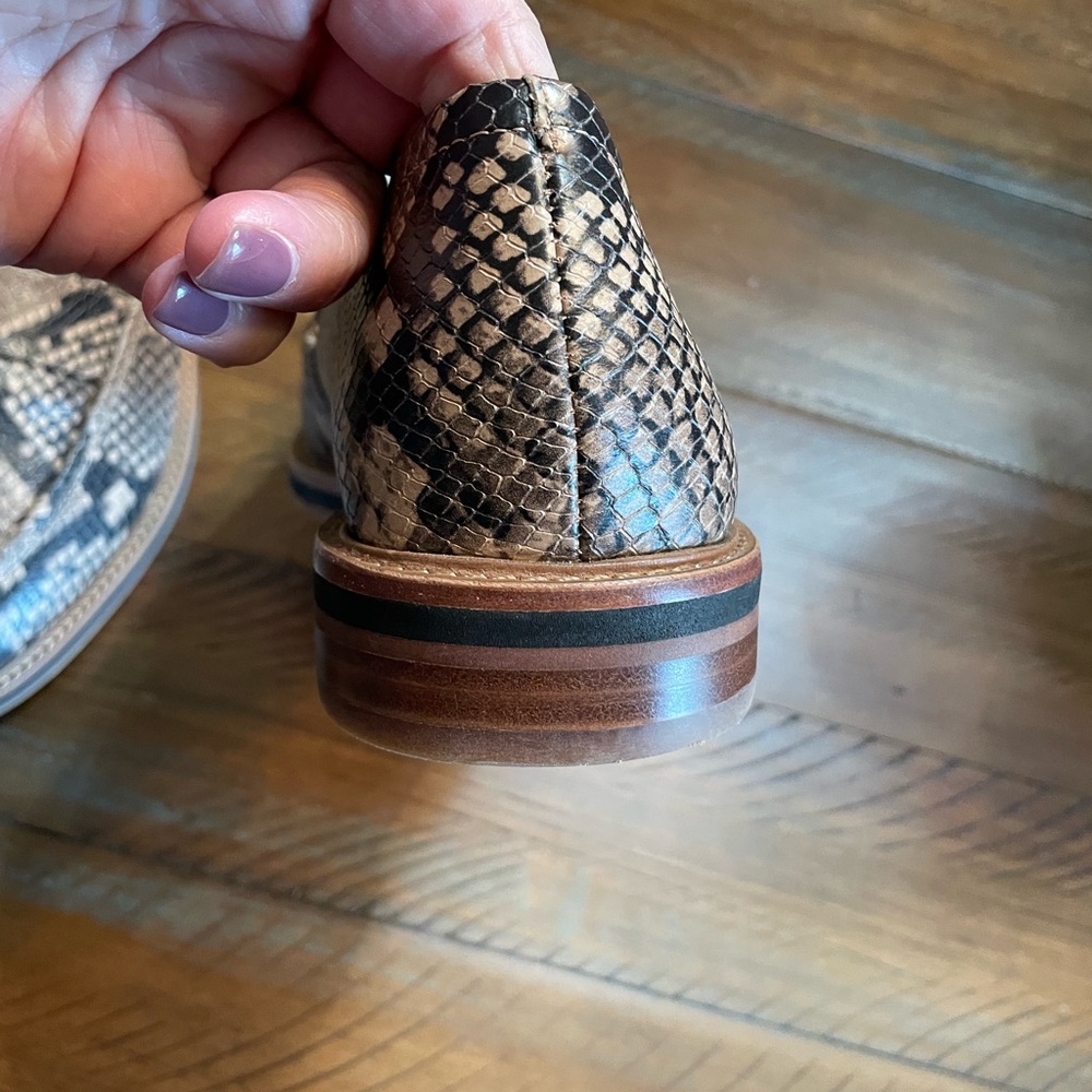 Vince Camuto loafer - Picture 6 of 9
